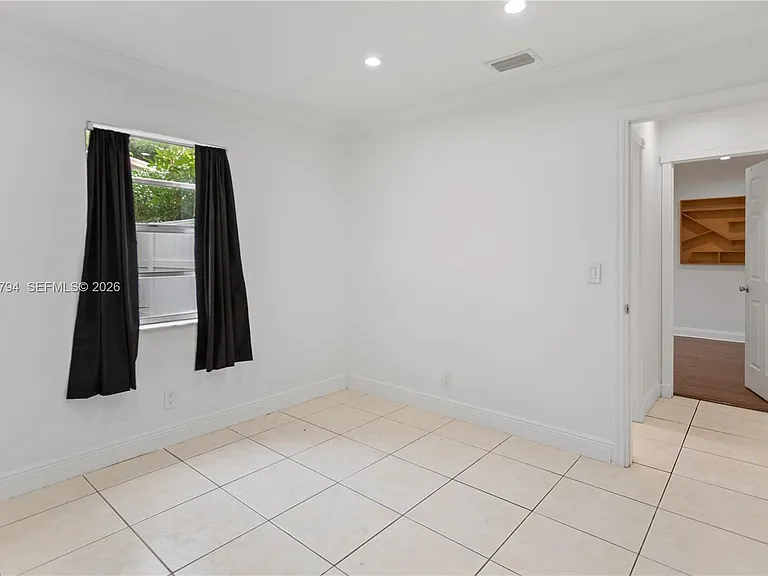 4151 SW 56th Ave — Photo 46