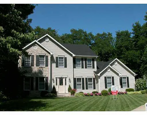 52055 Woodhaven Ct photo 1