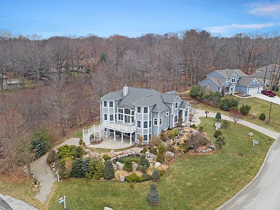 4th image of 3975 Harbor Breeze Dr