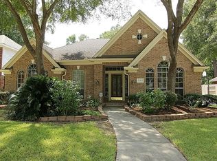 511 W North Hill Dr, Spring, TX 77388