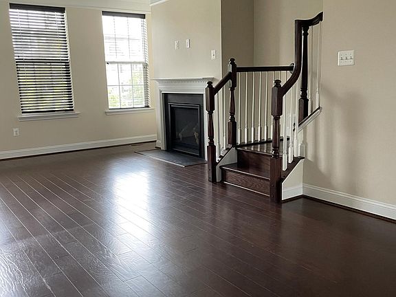 2nd floor family room with gas fireplace