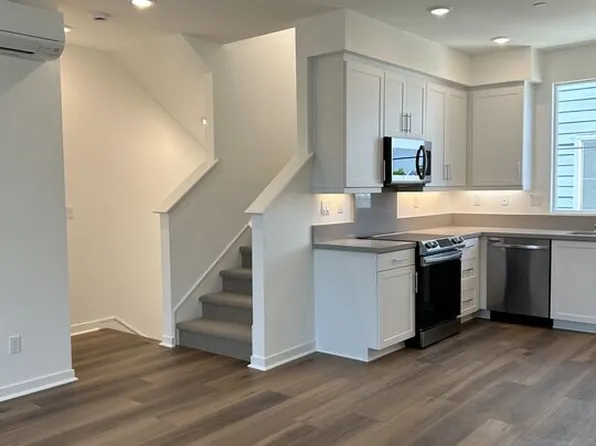 608 Dawson Ave, Long Beach, CA 90814