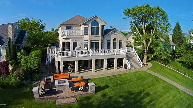 1st image of 21280 Sail Bay Dr