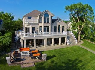 21280 Sail Bay Dr, Cassopolis, MI 49031