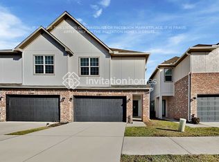 12407 Imperial Lake Ln, Stafford, TX 77477