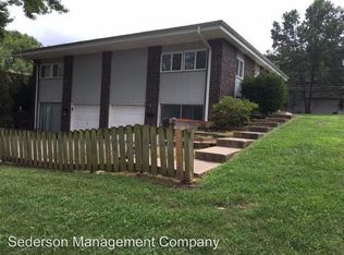 9203 W 83rd St, Overland Park, KS 66204