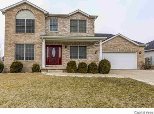 515 Sawmill Ct, Rochester, IL 62563