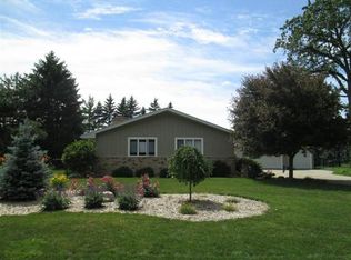 3575 W Winfield Dr, Saginaw, MI 48603