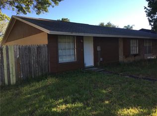 8201 Ridge Bend Ct, Tampa, FL 33615