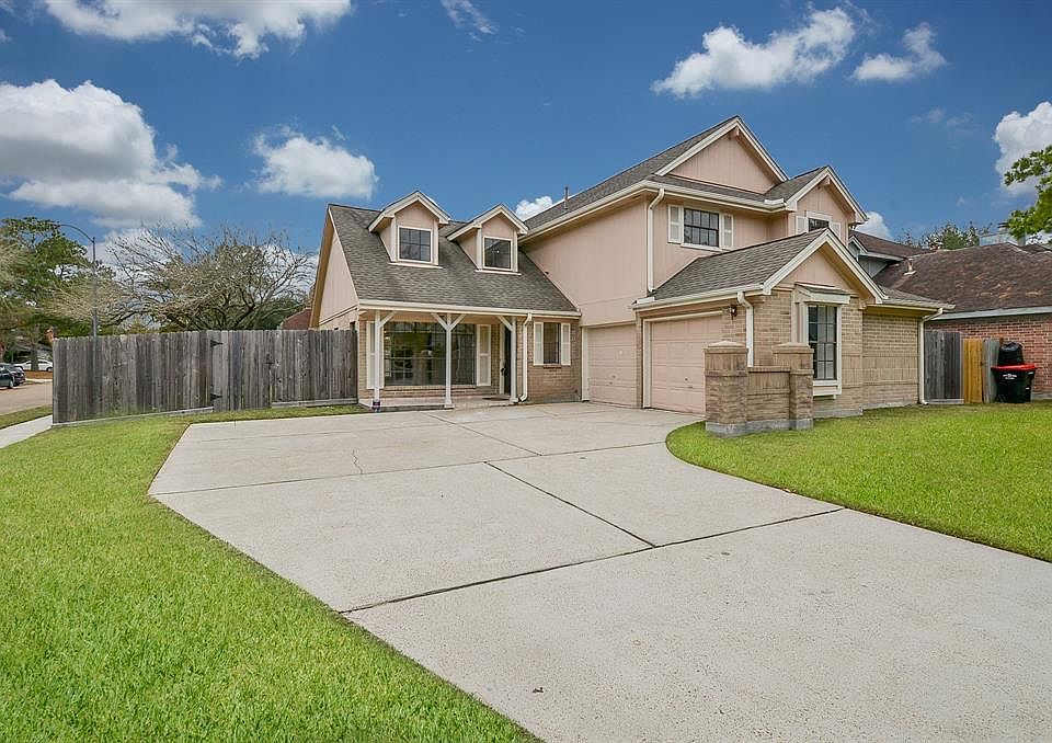 1st image of 12323 Misty Laurel Dr