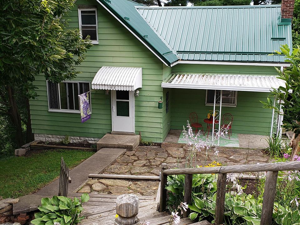 Single family 3 level home