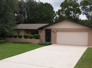 1276 W Sorrento Dr, Citrus Springs, FL 34434
