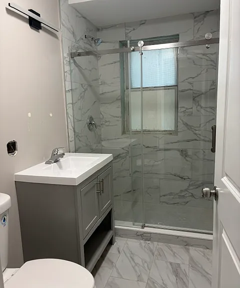 4650 N Paulina St #1E — Photo 8