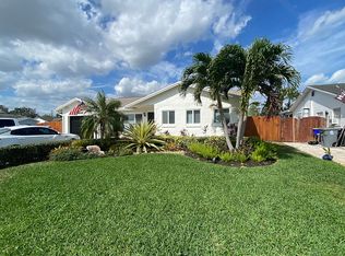 9063 SW 7th St, Boca Raton, FL 33433
