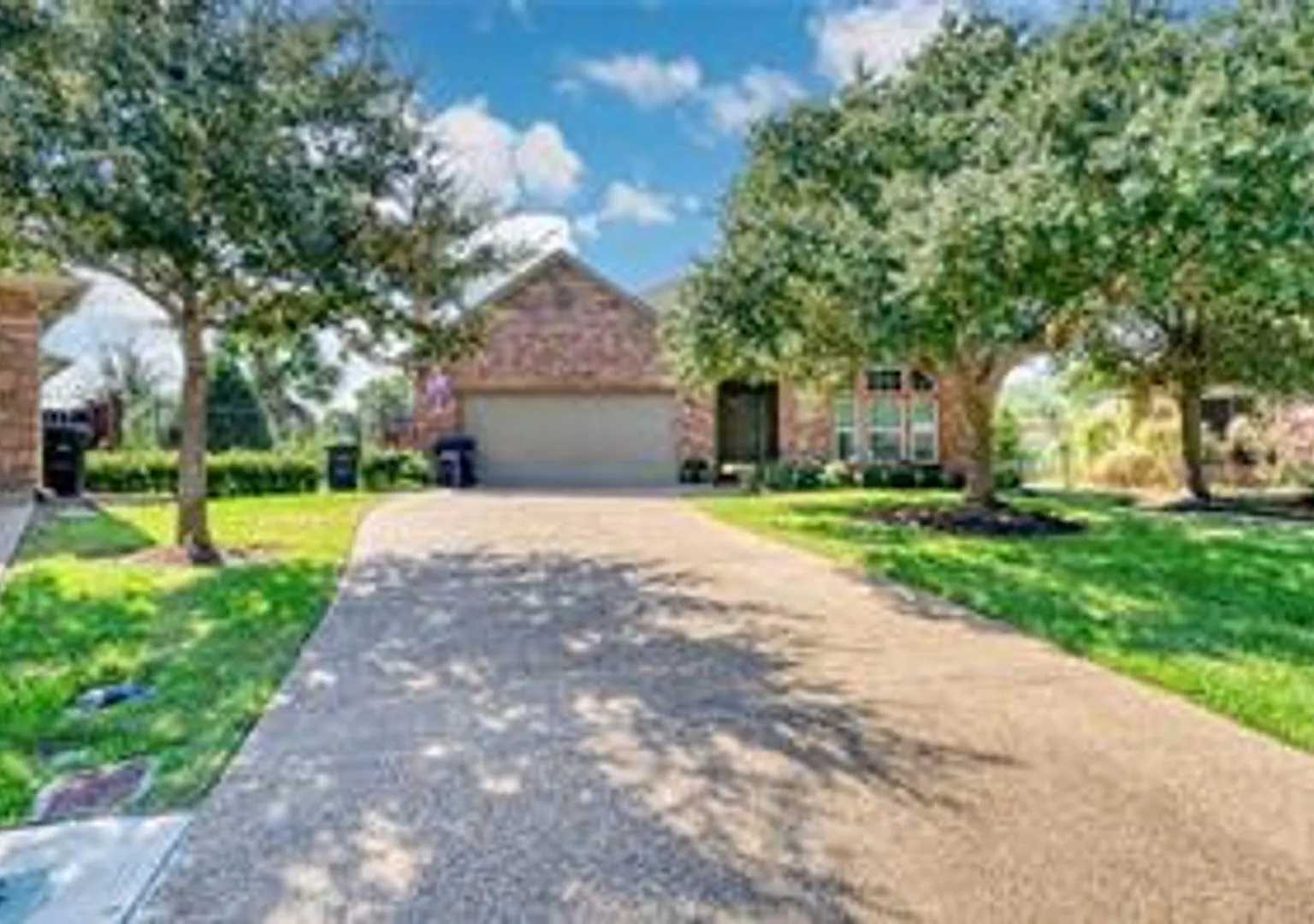 3/2 Home w/pool Available NOW! — Photo 1