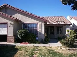 836 Maple Ct photo 1