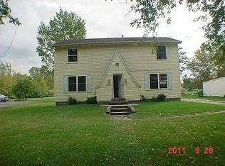 2049 Hatch Rd, Bay City, MI 48708