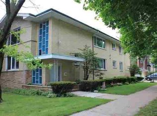 10650 S Claremont Ave, Chicago, IL 60643