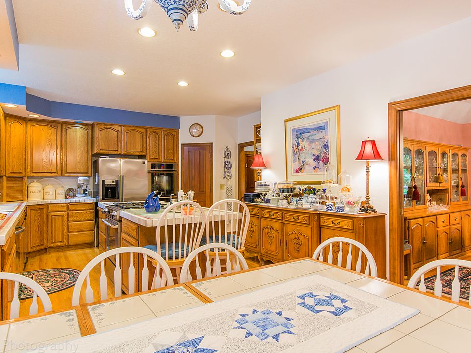 2nd image of 20414 NE 229th St