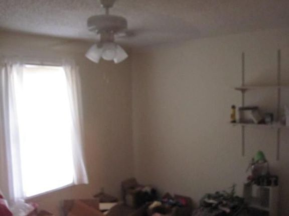 3rd image of 7413 Kingswood Dr
