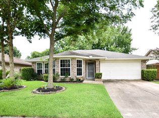 9422 Gulf Bridge St, Houston, TX 77075