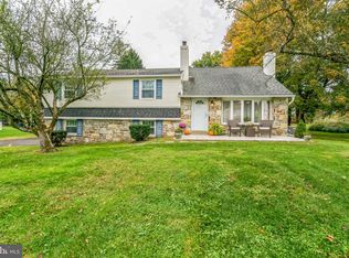 14 Hill Rd, Ivyland, PA 18974