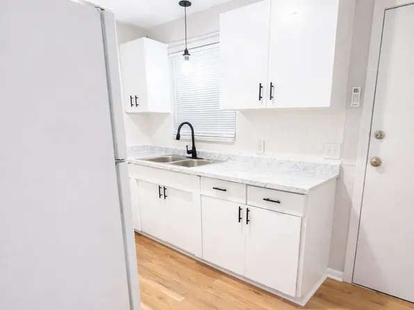 1614-1616 N Hillside St, Wichita, KS