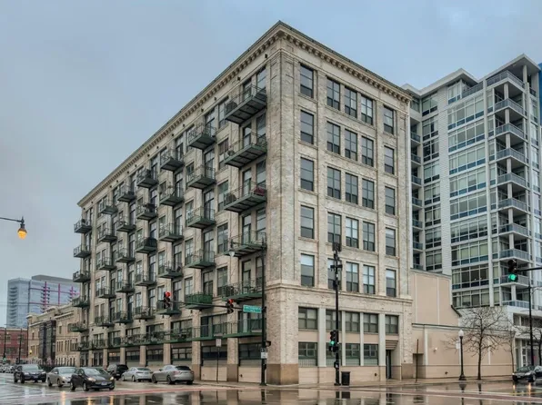 1801 S Michigan Ave Unit 302, Chicago, IL 60616