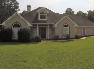 225 Mountain Trce NE, Conyers, GA 30013