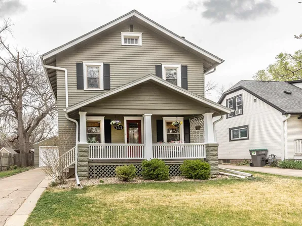 2221 S 47th St, Lincoln, NE 68506