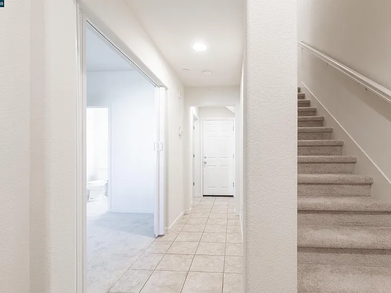 3091 Madsen St — Photo 8