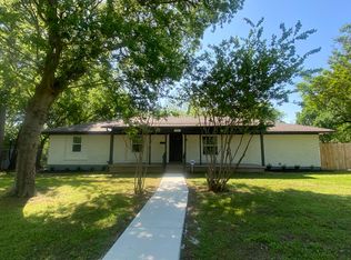 201 E Linden St, Ennis, TX 75119