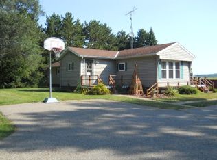 5859 County Rd E, Waupaca, WI 54981