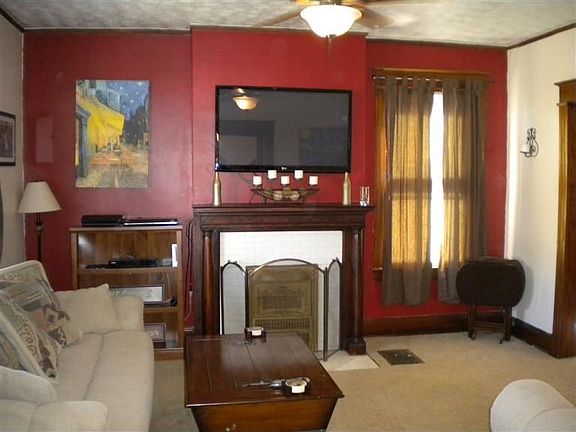 4th image of 2221 Feldman Ave
