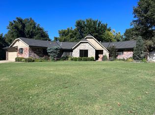 2836 Walnut Rd, Norman, OK 73072