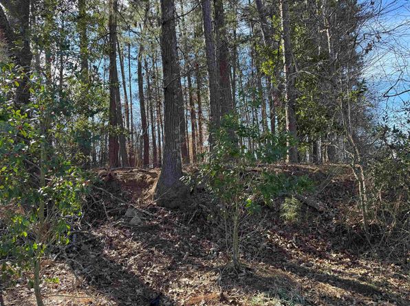 100 Heritage Hills Dr, Spartanburg, SC 29307