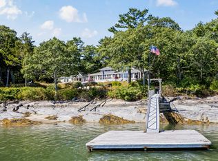 6 Oak Ledge Point Rd, Harpswell, ME 04079