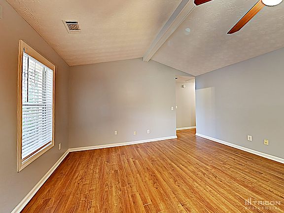 2nd image of 309 Cattlemans Cir