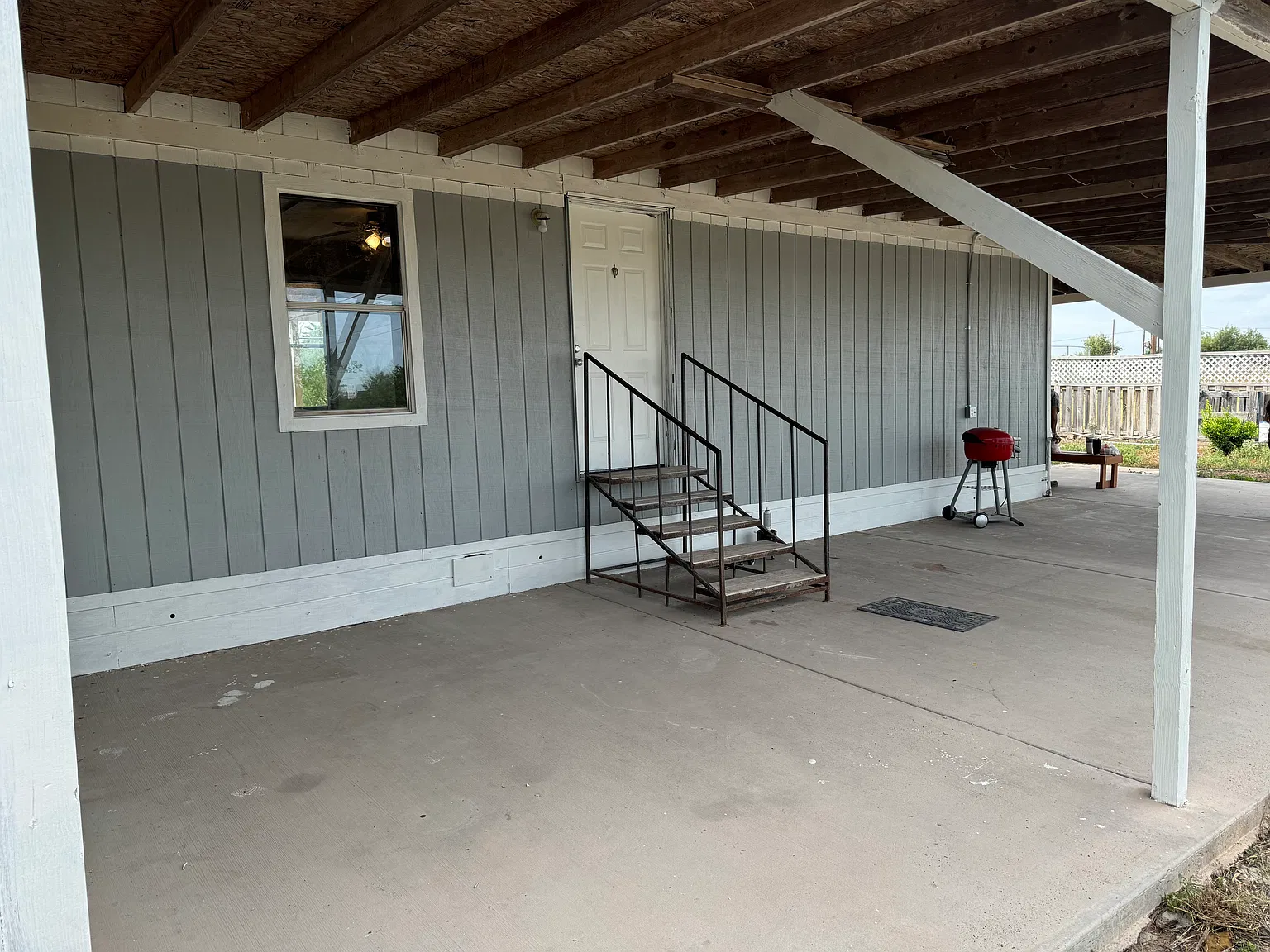 930 E Expressway 83 — Photo 3