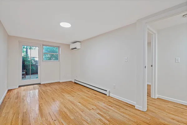 Sold by Daniel Gale Sotheby's International Realty | media 20