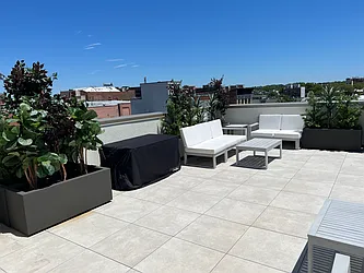 Sold by The InHouse Group