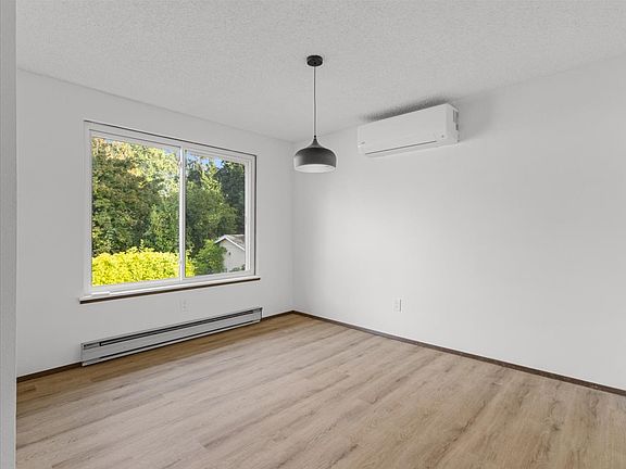 dining room. Minisplit with AC