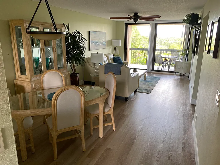 600 Egret Cir #7401 — Photo 3