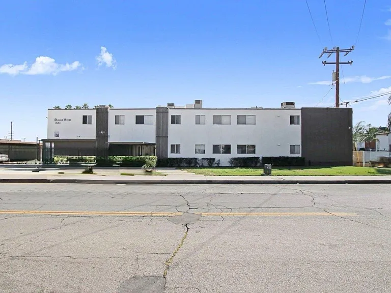 Ridgeview Apartments — Photo 8
