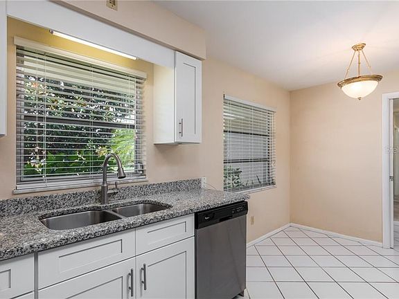 5th image of 2357 Jones Dr