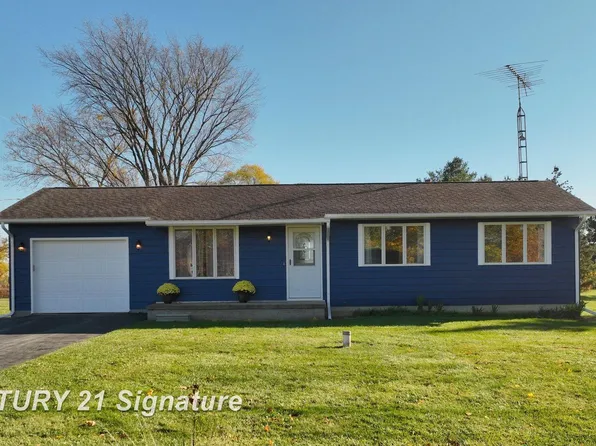 9508 E Lytle Rd, Lennon, MI 48449