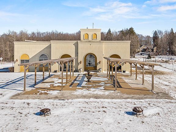 5th image of N2185 Sleepy Hollow Rd