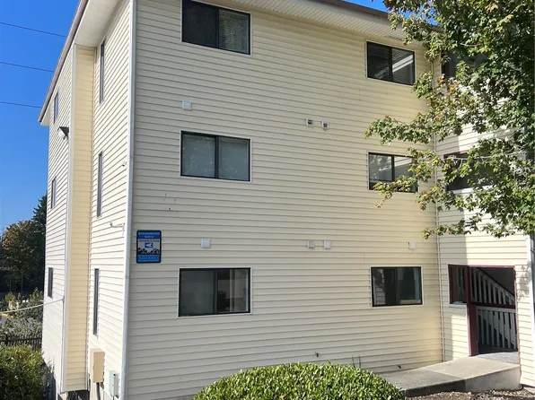 29645 18th Avenue S #E101, Federal Way, WA 98003