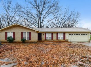2854 Kenneth St, Memphis, TN 38128
