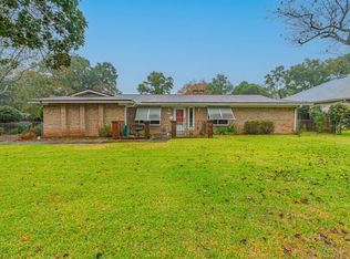 6 Poquito Rd, Shalimar, FL 32579